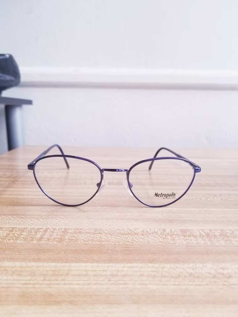 Metropolis By Marcolin Eyewear 1980S. Mod 8667 Col 960. New Old Stock. Frame Italy. Very Light. Dim. 53x20x140