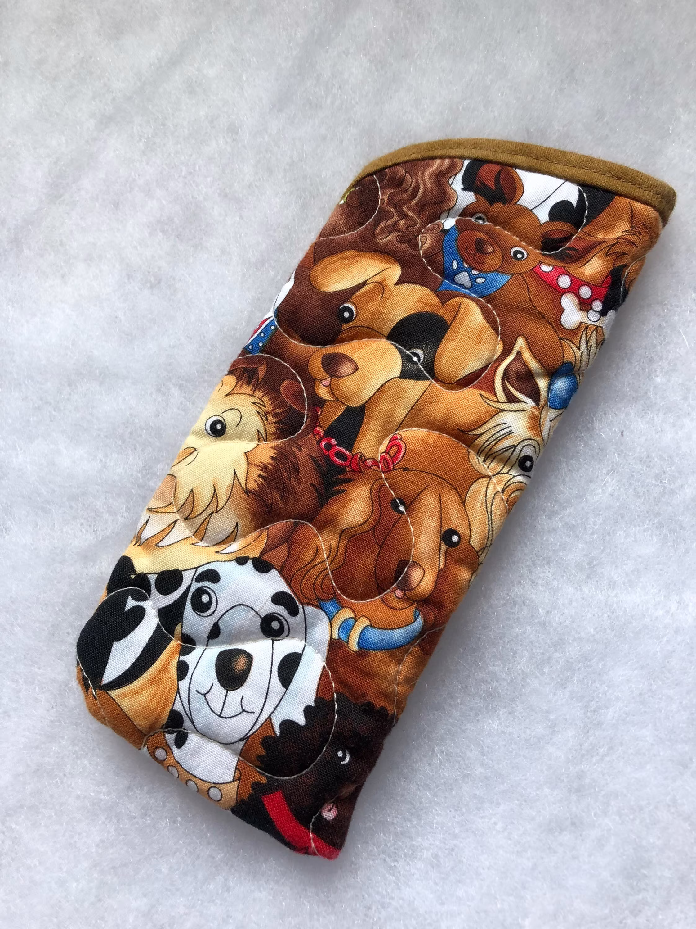 Quilted Eyeglass Case - Happy Dogs