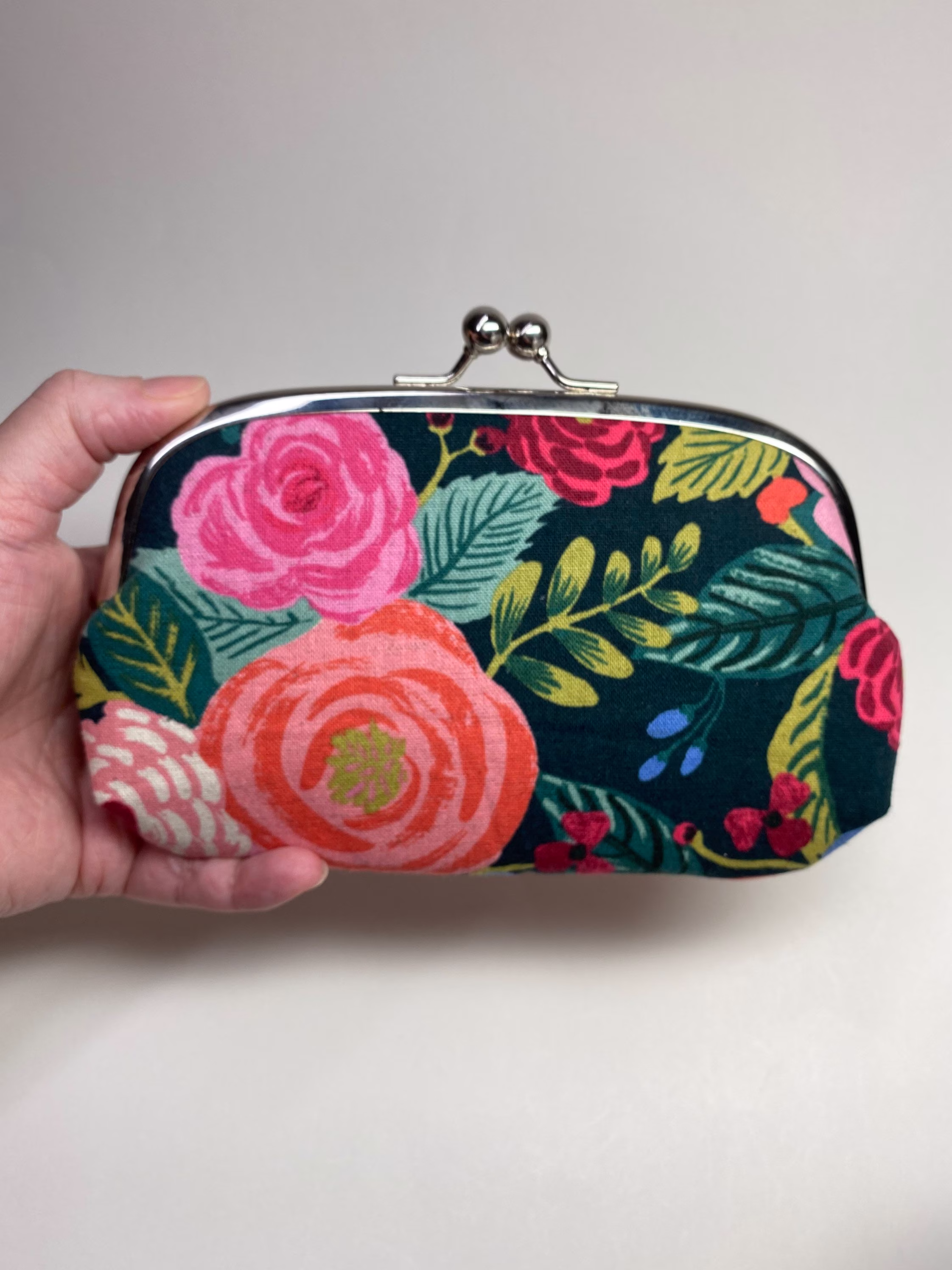 Kisslock Eyewear/Cellphone Case Small Clutch - English Garden