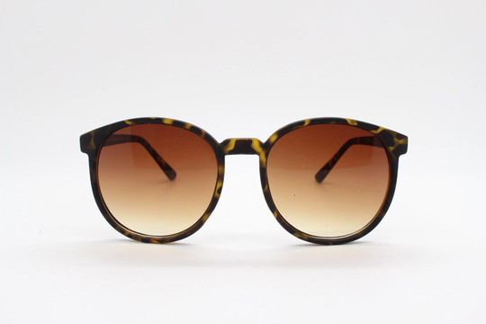 80S Vintage Round Sunglasses. Slightly Oversized Slim Honey Tortoise Frame in A Rubber Finish With Graduating Lenses. Bnwt