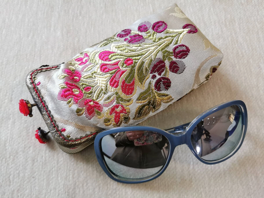 Flowers Eyeglass Case, Fabric Kiss Clasp Sunglass Lock Eyeglasses Glasses Wallet, Vintage Style Wedding Sunglasses Pouch