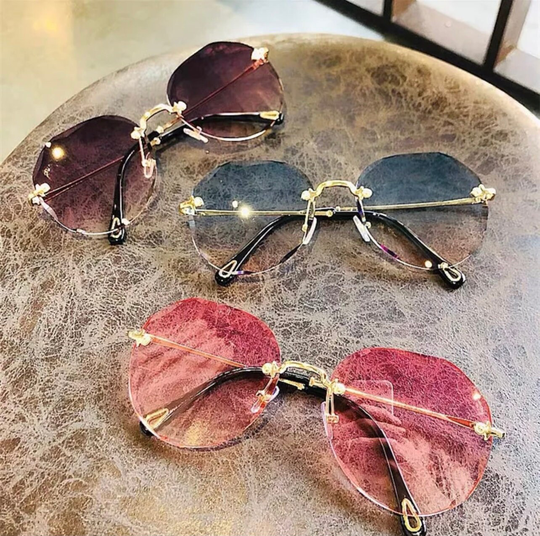 Oversized & Frameless Sunglasses