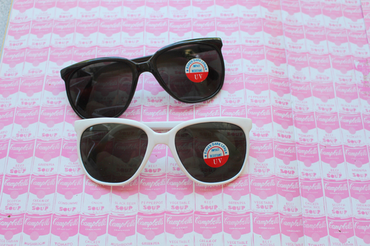 Vintage Black & White Sunglasses Set.instant Collection. Nos. Dapper. Set Of 2 Vintage Sunglasses. Shades. Aviators. Wayfarers. Clubmaster