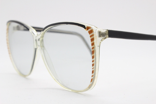 80S Vintage Oversized Cat Eye Sunglasses. Black/Crystal With Red & White Striped Cateye Frame Light Tone Glass Lenses. 70S. Unused