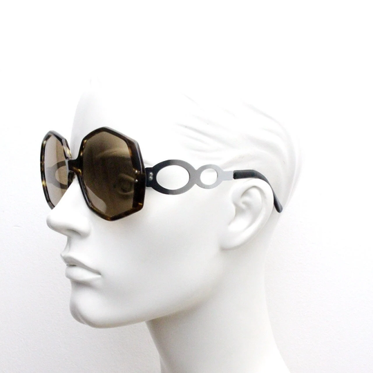 70S Vintage Show Stopping Octagon Sunglasses Made in France. Women's Honey Tortoise Frame With Cut Out Chain Link Arms & Glass Lenses. 60S