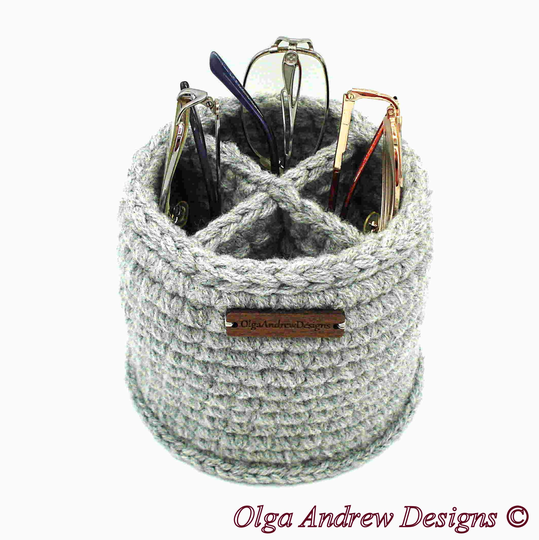 Four Section Large Round Cross Divided Glasses Holder, Multiple Holder Stand, Eyeglass Organizer, Olgaandrewdesigns