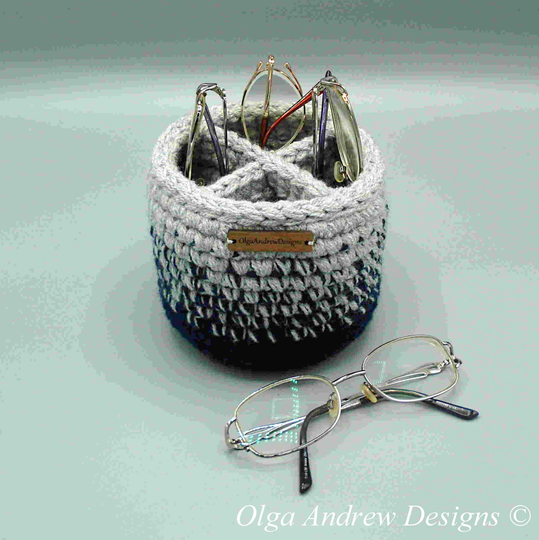 Cross Divided Medium Round Eyeglass Holder Stand, Multiple Glasses Holder, Four Compartment Stand Olgaandrewdesigns