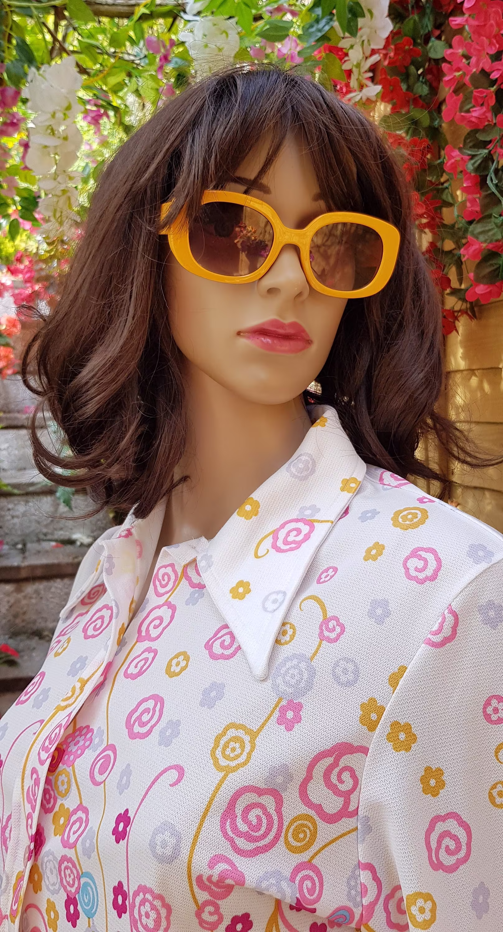Groovy Vintage Retro Style Mustard Yellow Sunglasses
