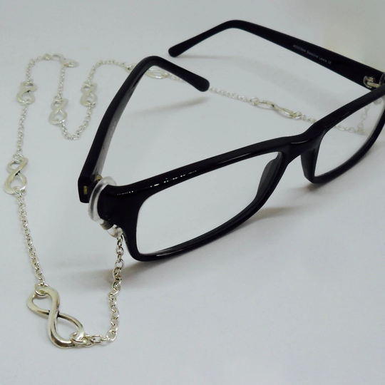 Infinity Charm Eyeglass Chain Glasses Lanyard Spectacle Holder Silver Plate Charm Reading Necklace Eyewear Accessory Cwtchus