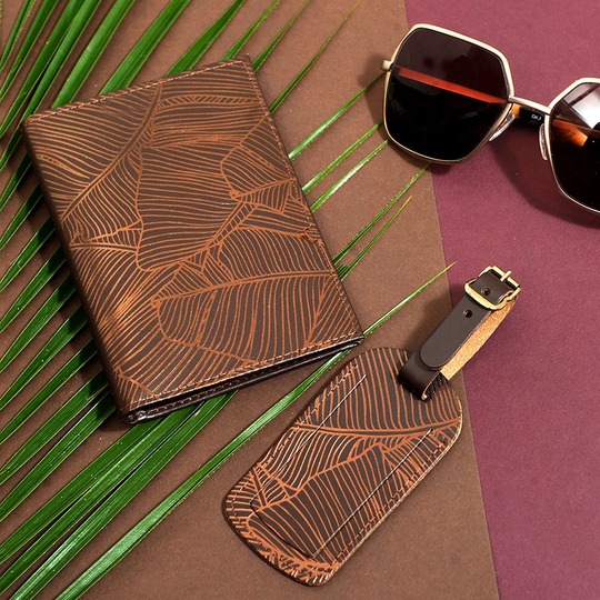 Undercover Leather Travel Set Passport Cover & Luggage Tag Gift Box