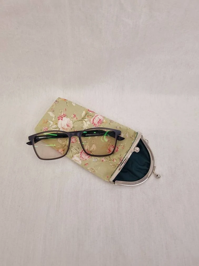 Green Floral Kiss Clasp Glasses Case/Reading Glasses/Eyewear Case/Sunglasses Case/ Pencil Case/Kiss Lock Case/Glasses Case