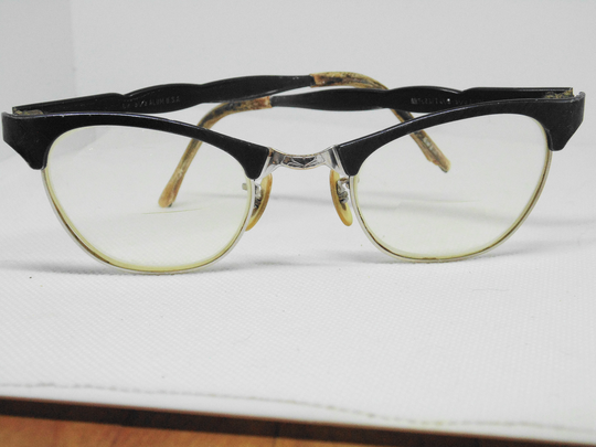 Artcraft Cat's Eyes Glasses in Very Good Condition Aluminum Frames With 12K Gold Filled & Glass Lenses