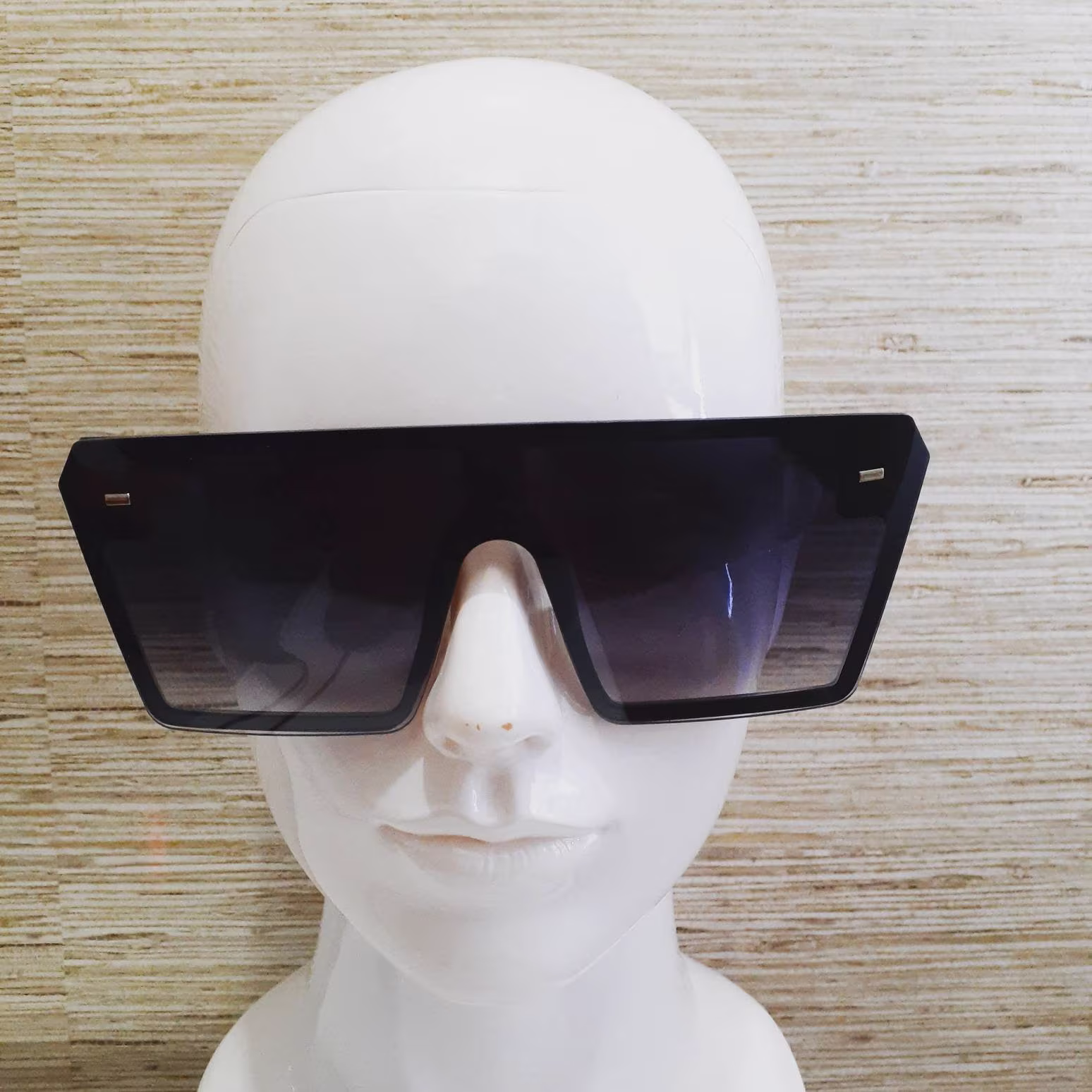 Oversized Women's Sunglasses