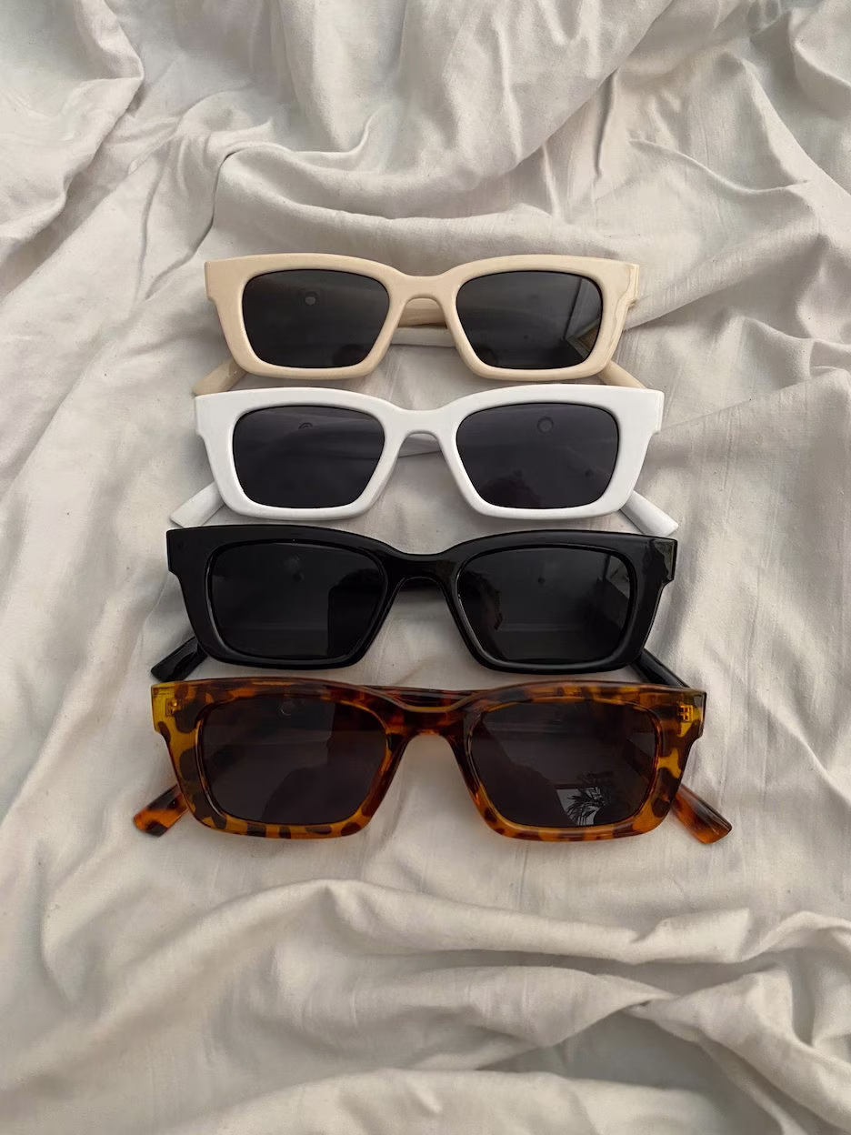 Retro Cat Eye Sunglasses Y2K - Classic Unisex Vintage Shades Perfect For Parties, Raves, Festivals, Cosplay