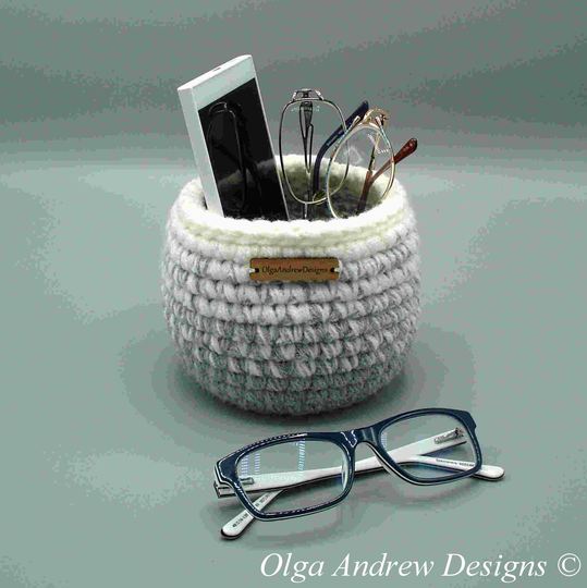 Bedside Round Medium Multiple Glasses Holder Stand, Soft Upright Eyeglass Holder, Phone Stand Holder, Olgaandrewdesigns