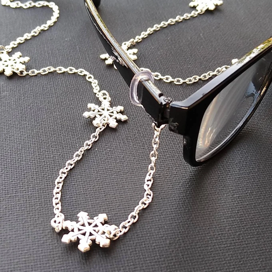 Snowflake Eyeglass Chain ~ Winter Is Coming Reading Glasses Lanyard Spectacle Holder Silver Charm Retainer Cwtchusstore