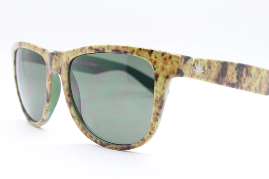 Y2K Vintage Wayfarer Style Sunglasses. All Time Classic Design in Abstract Leopard Print With Green Lenses. Nos Bnwt