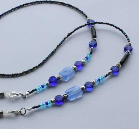 Unique Blue Tones Glass Beads Glasses Chain, Spectacles Holder, Sunglasses Holder