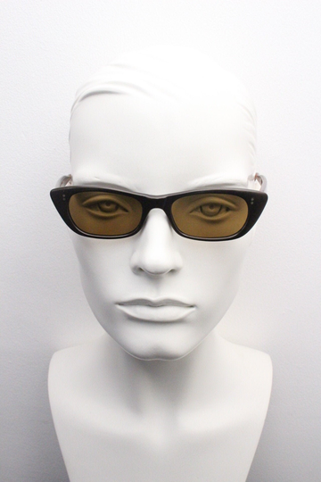 50S Vintage Cat Eye Sunglasses. Sharp & Neat Dimensioned Womens Brown Acetate Cateye Frame. 1950S Rockabilly Pin Up Cateyes