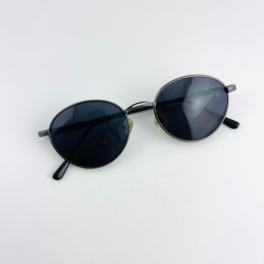 Vintage Silver Metal Frame Oval Sunglasses