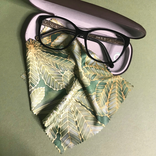 Glasses Lens Polishing Cloth - Khaki Green Leaves Screen Cleaner For Computer, Tablet, Phone Camera Cleaning Photographer Gift
