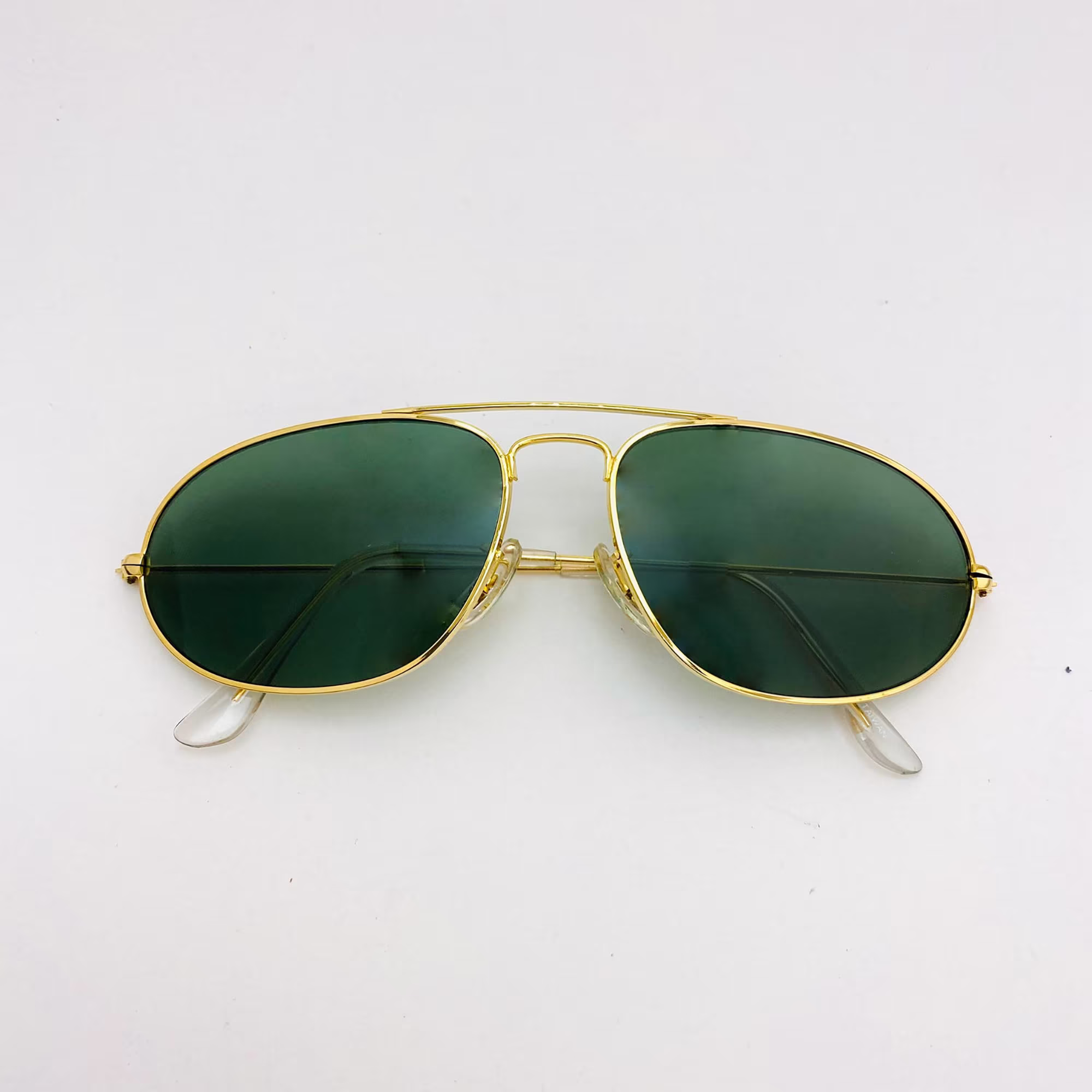 True Vintage Gold Wire Frame Aviator Sunglasses