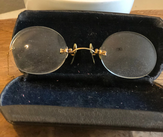 Pince Nez Vintage Eye Glasses & Case