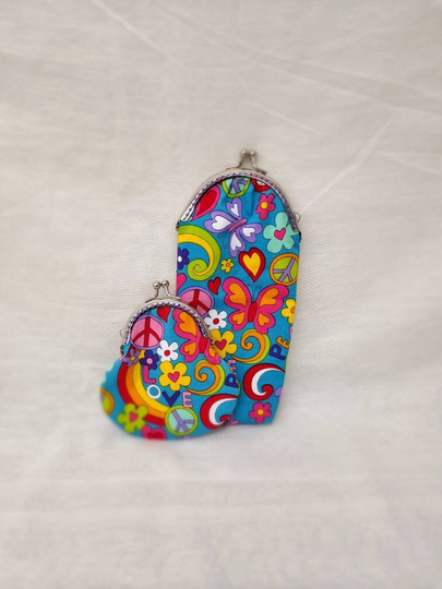 Peace & Love Glasses Case/Coin Purse Gift Set/Kiss Clasp Case/Kiss Lock Sunglasses Purse/Kiss Purse/Handmade